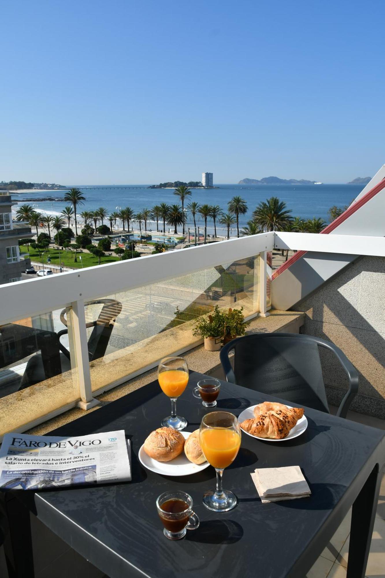 Primera Linea De Playa Samil Costa Con Garaje Incluido Vigo Eksteriør bilde