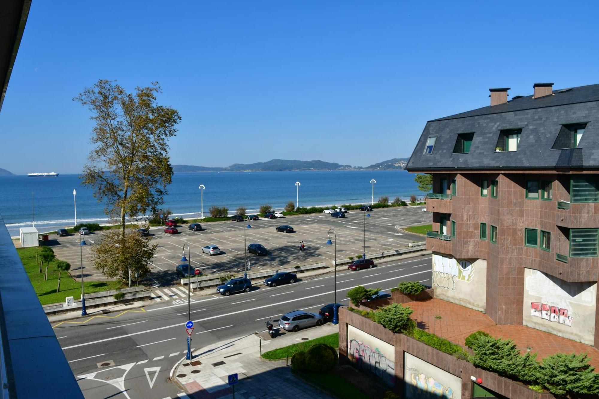 Primera Linea De Playa Samil Costa Con Garaje Incluido Vigo Eksteriør bilde