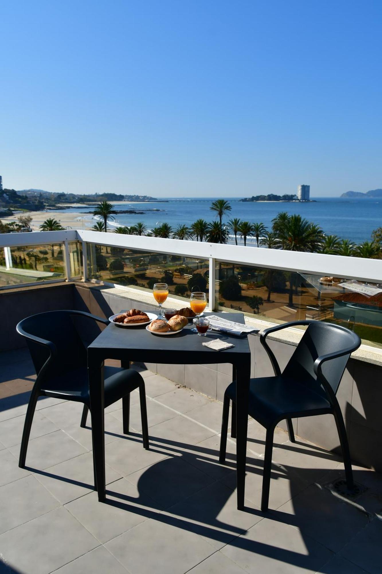 Primera Linea De Playa Samil Costa Con Garaje Incluido Vigo Eksteriør bilde